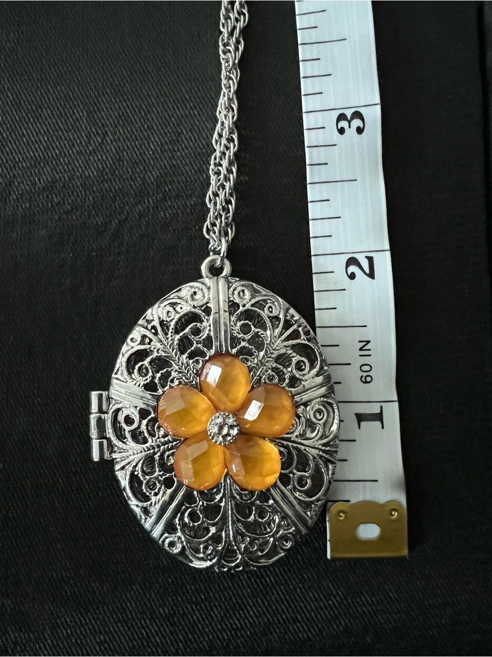 Silver Locket - Picture 4 of 5